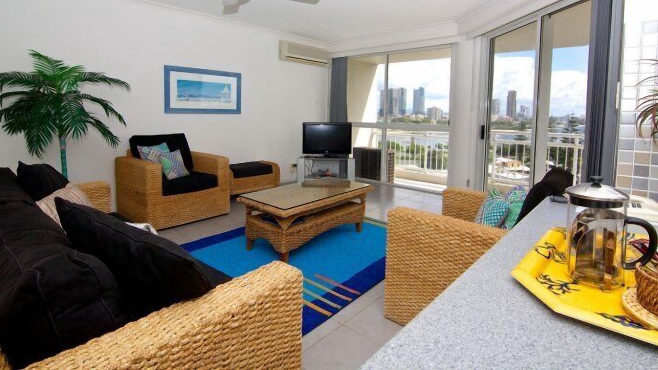 Photo of Livingroom in Main Beach