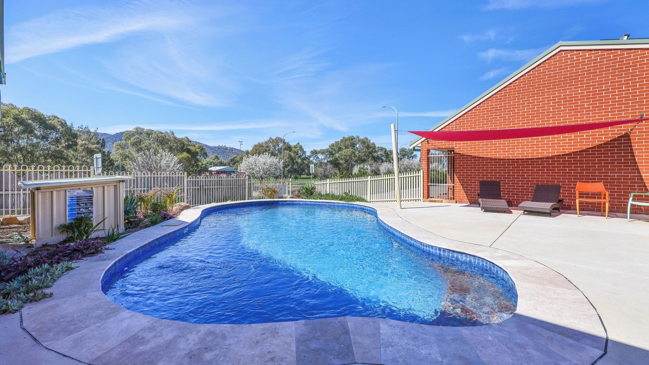 Photo of Outdoor in West Tamworth