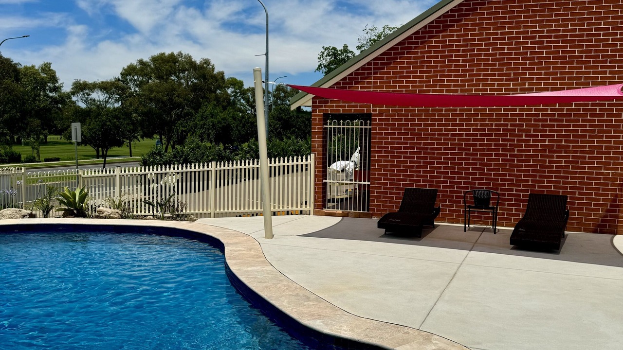 Photo of Outdoor in West Tamworth