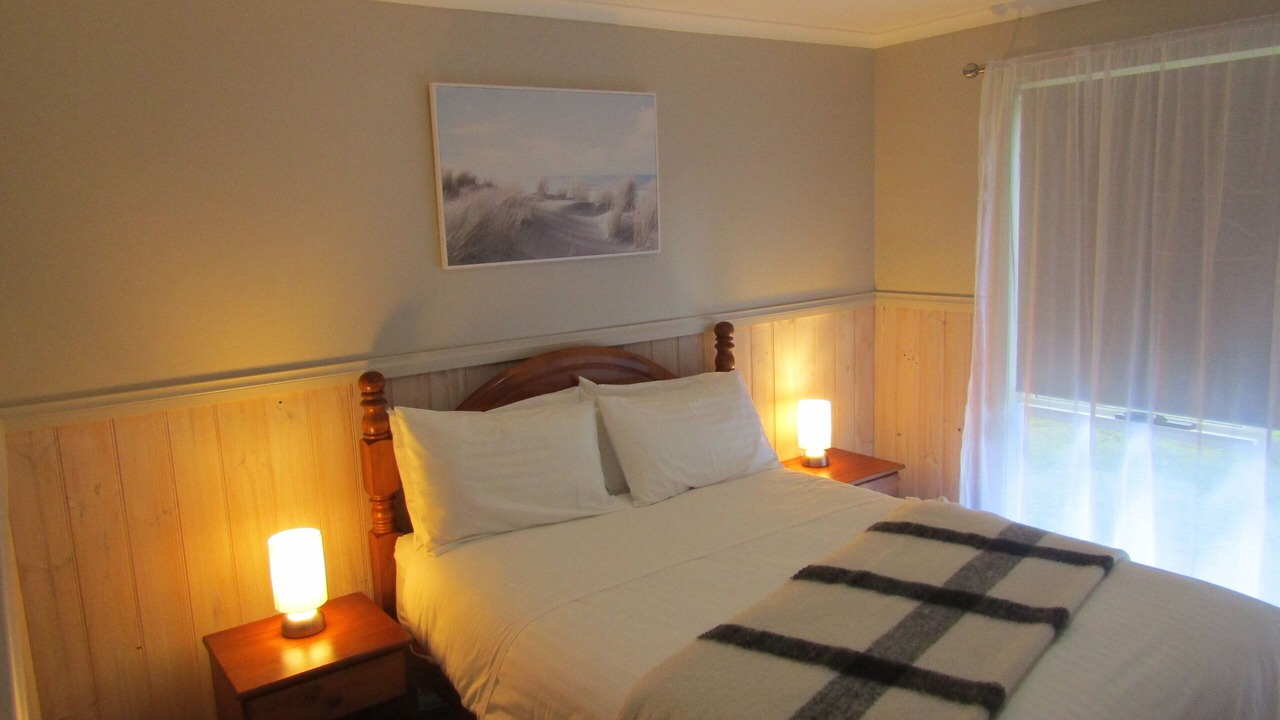 Photo of Bedroom in Strahan