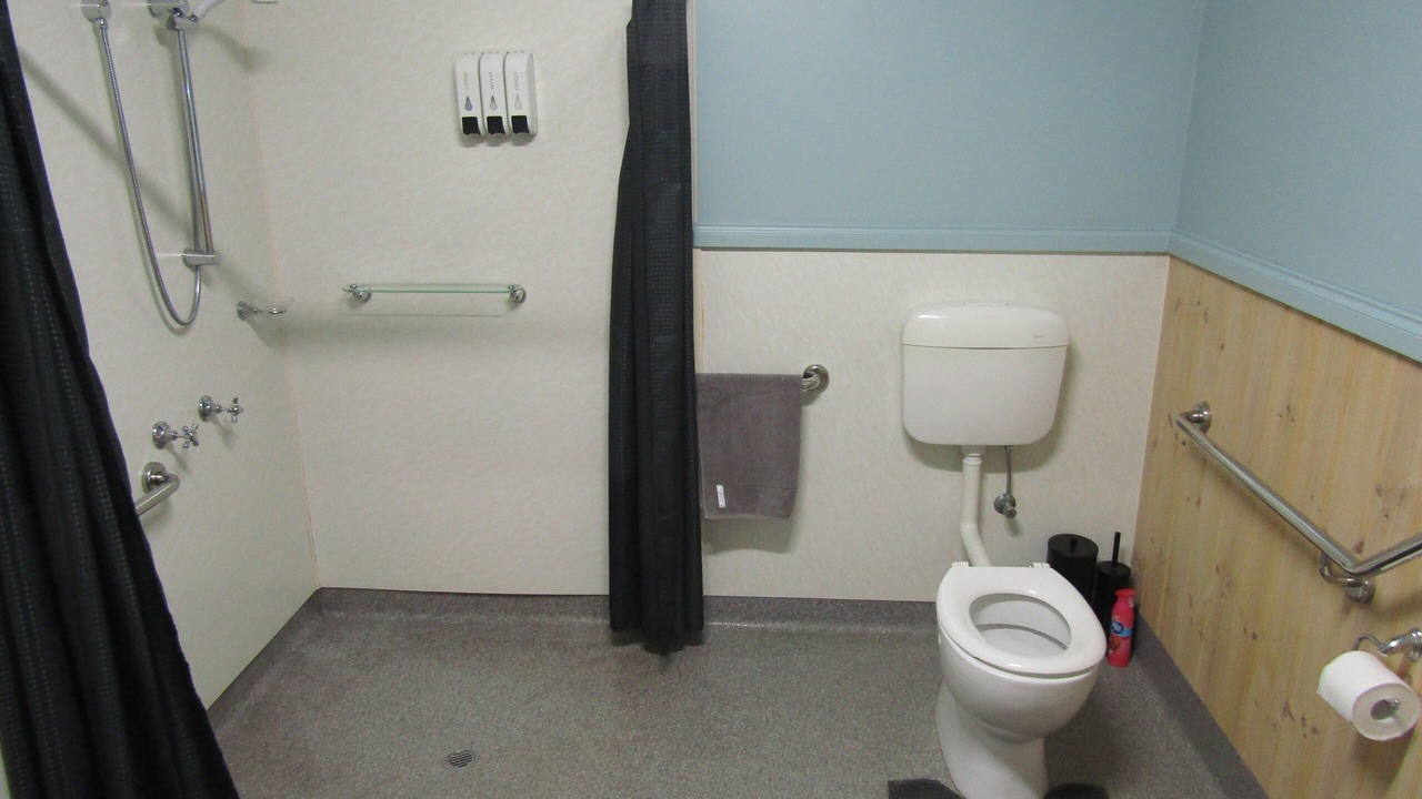 Photo of Bathroom in Strahan