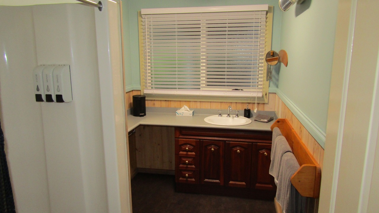 Photo of Bathroom in Strahan