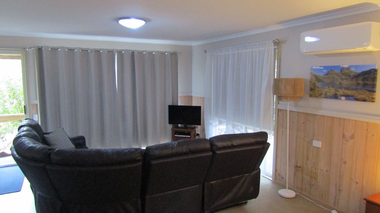 Photo of Livingroom in Strahan