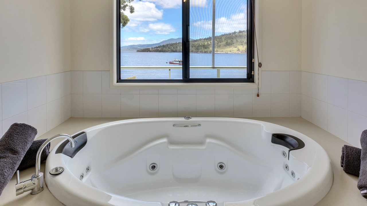 Photo of Bathroom in Port Huon
