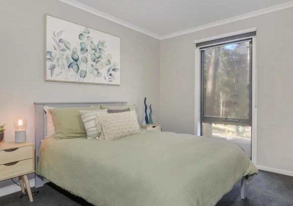 Photo of Bedroom in Sawmill Settlement
