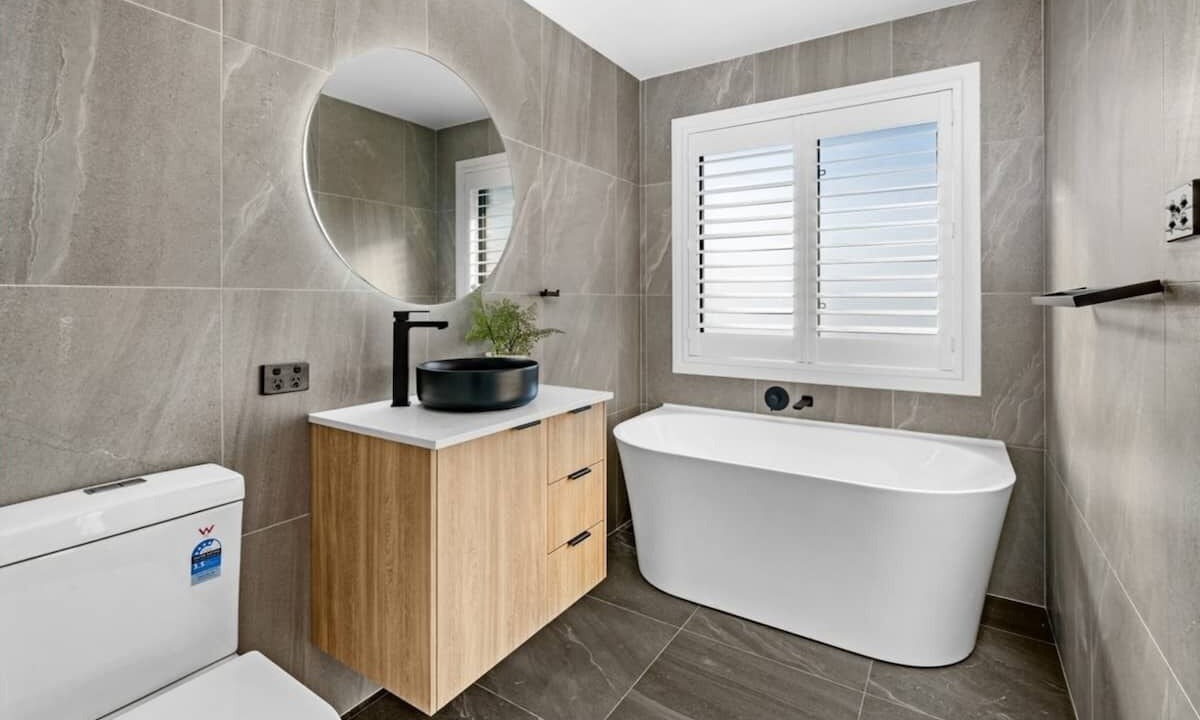 Photo of Bathroom in Tanilba Bay