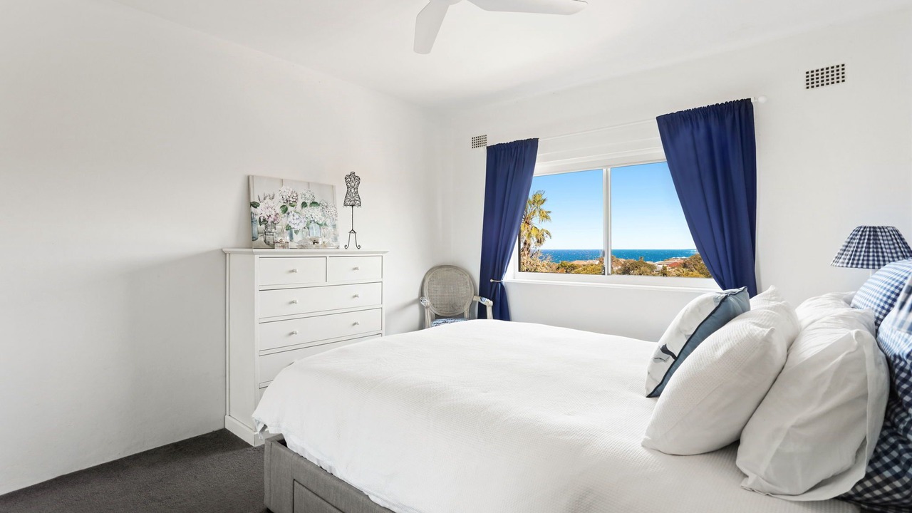 Photo of Bedroom in Clovelly