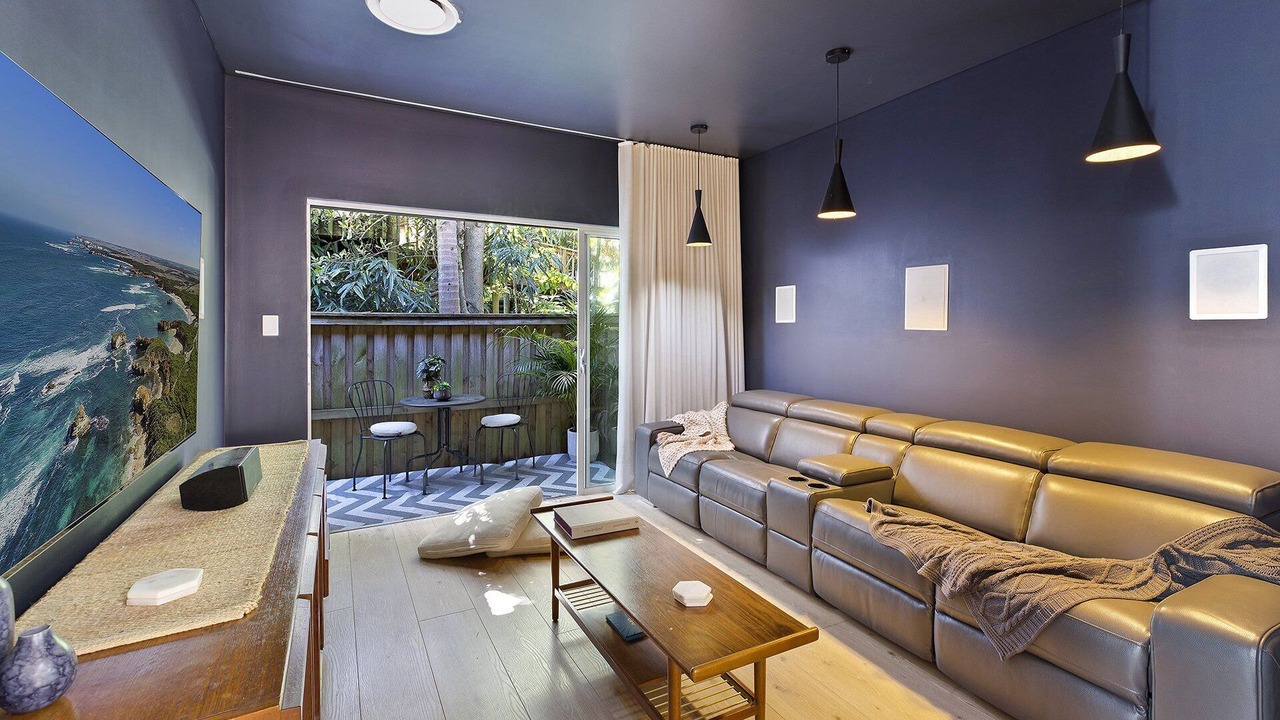 Photo of Livingroom in Forresters Beach