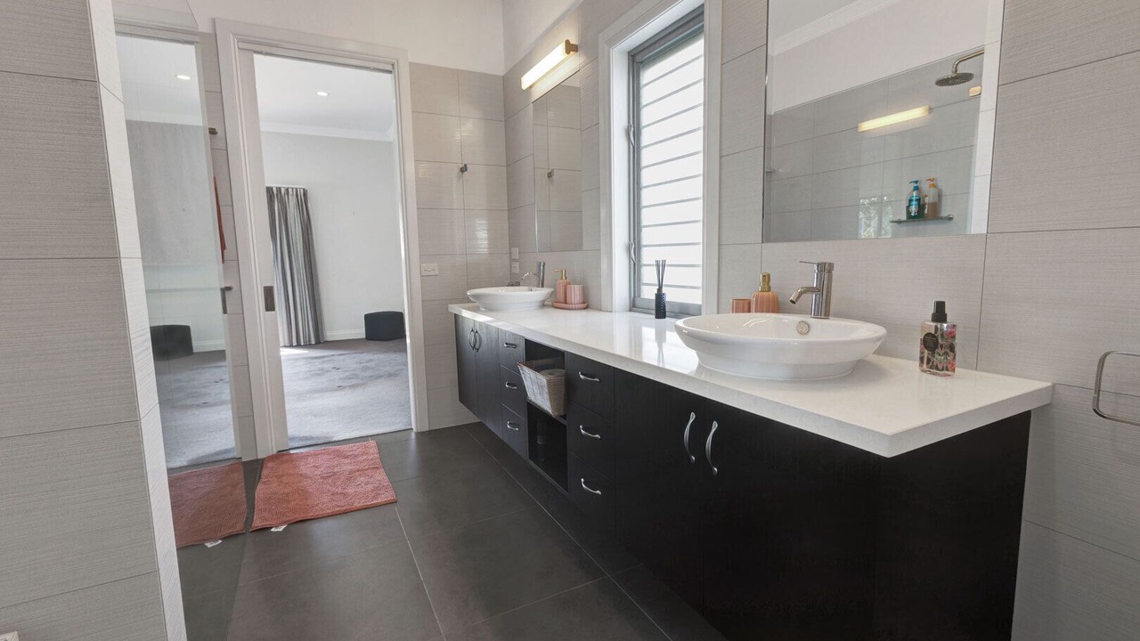 Photo of Bathroom in Longford