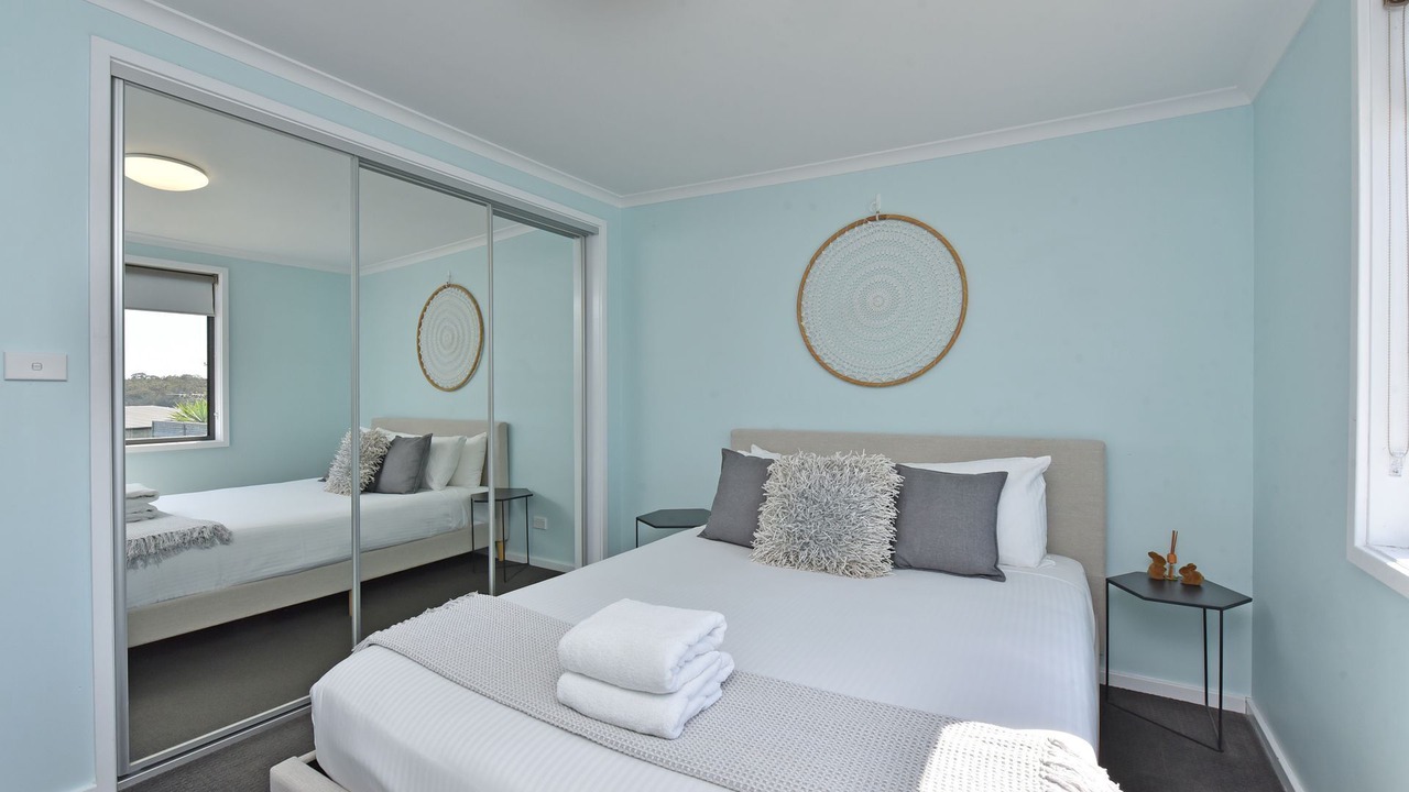 Photo of Bedroom in Sunshine
