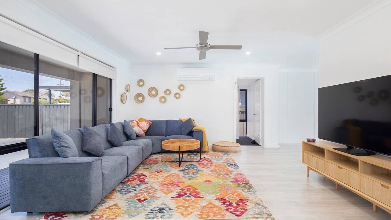 Photo of Livingroom in Caves Beach