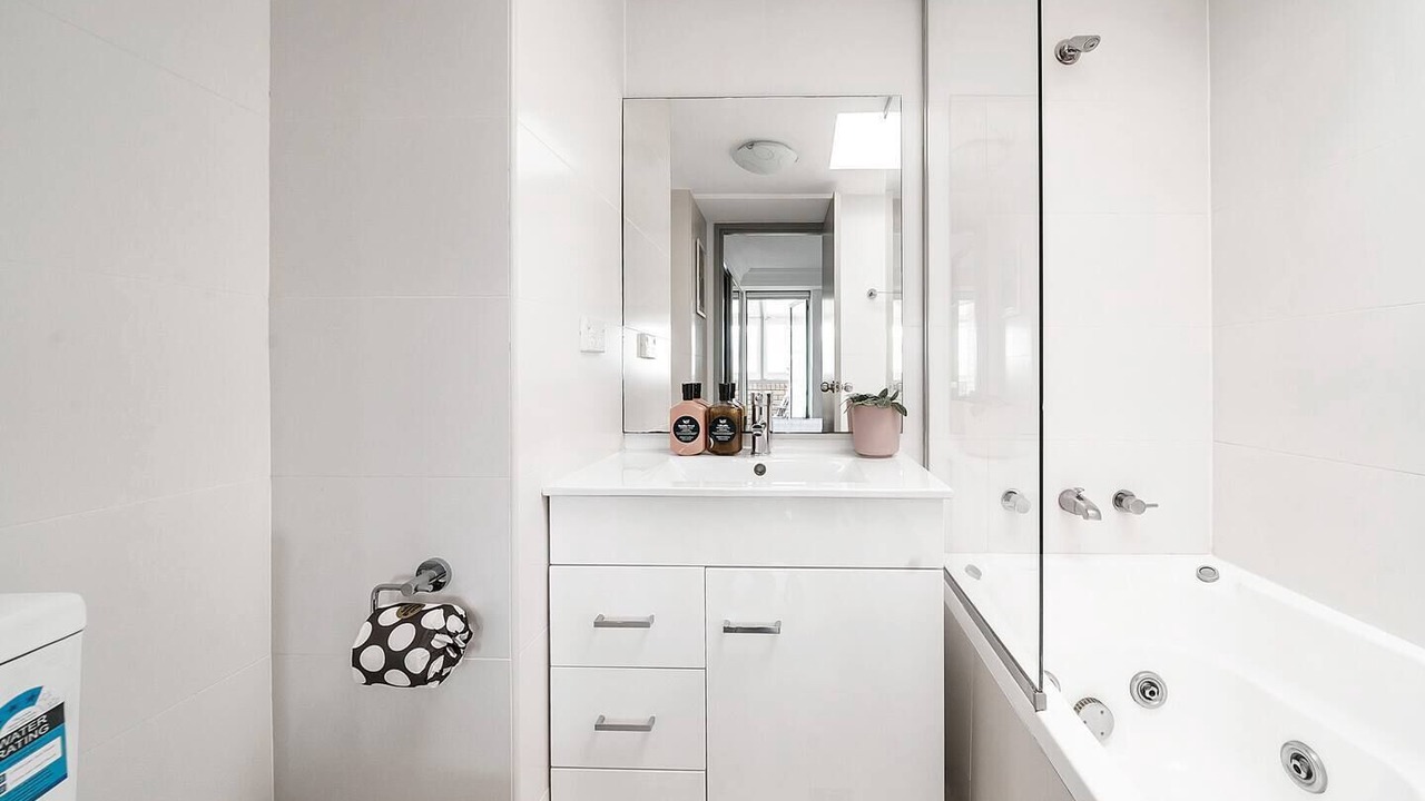 Photo of Bathroom in Darling Harbour