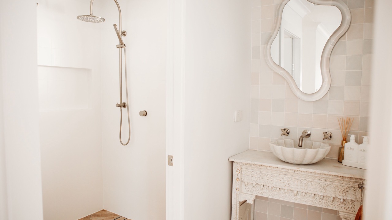 Photo of Bathroom in Salamander Bay