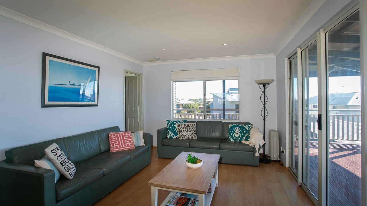 Photo of Livingroom in Peppermint Grove Beach