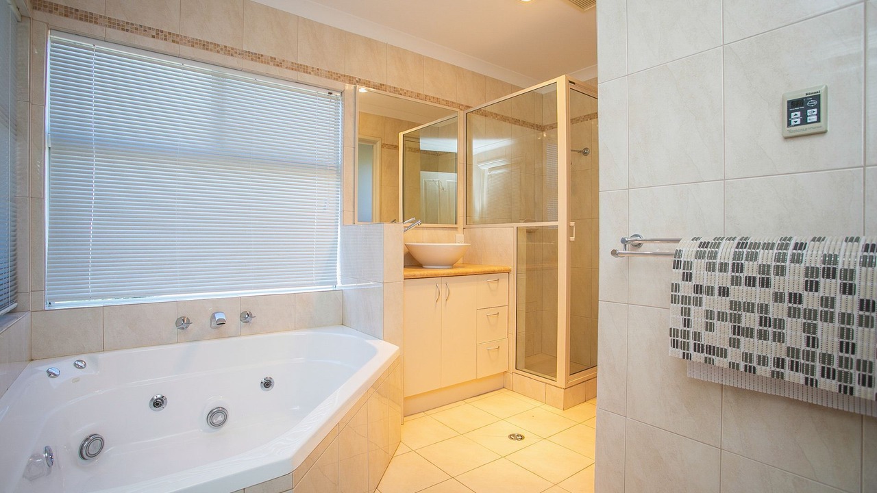 Photo of Bathroom in Peppermint Grove Beach