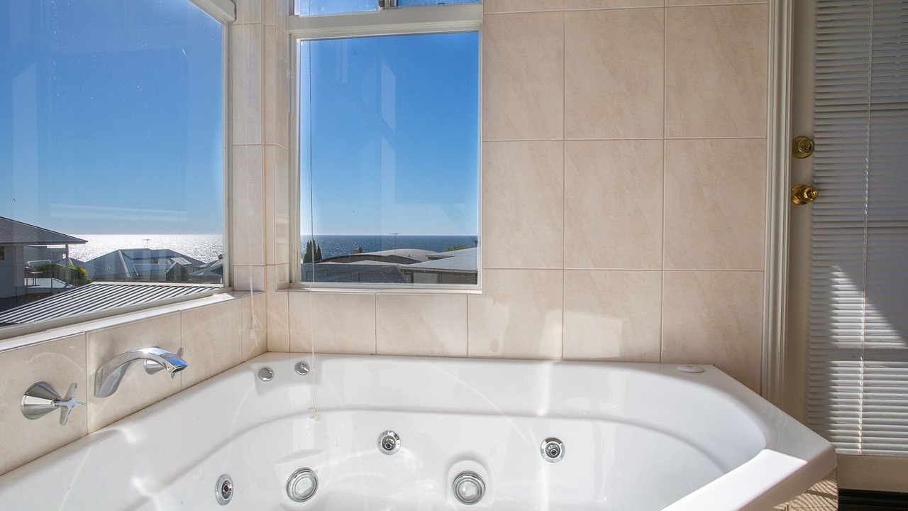 Photo of Bathroom in Peppermint Grove Beach