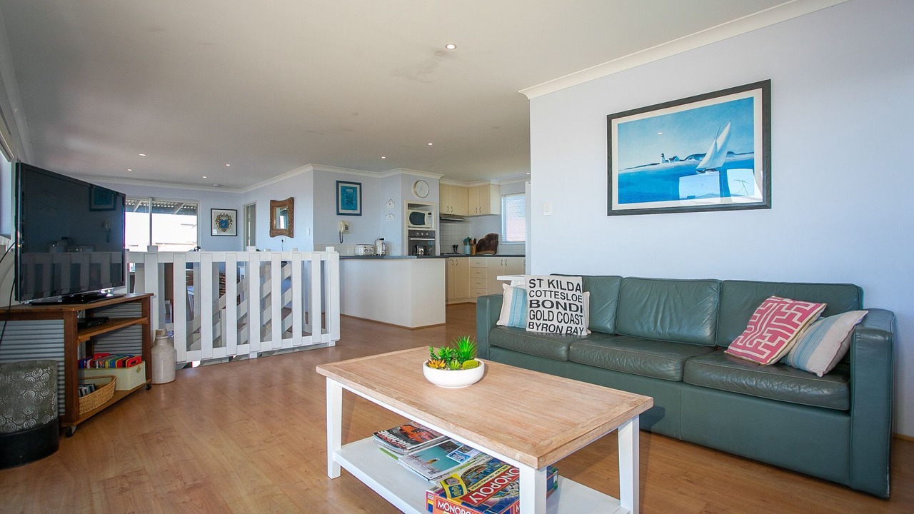 Photo of Livingroom in Peppermint Grove Beach