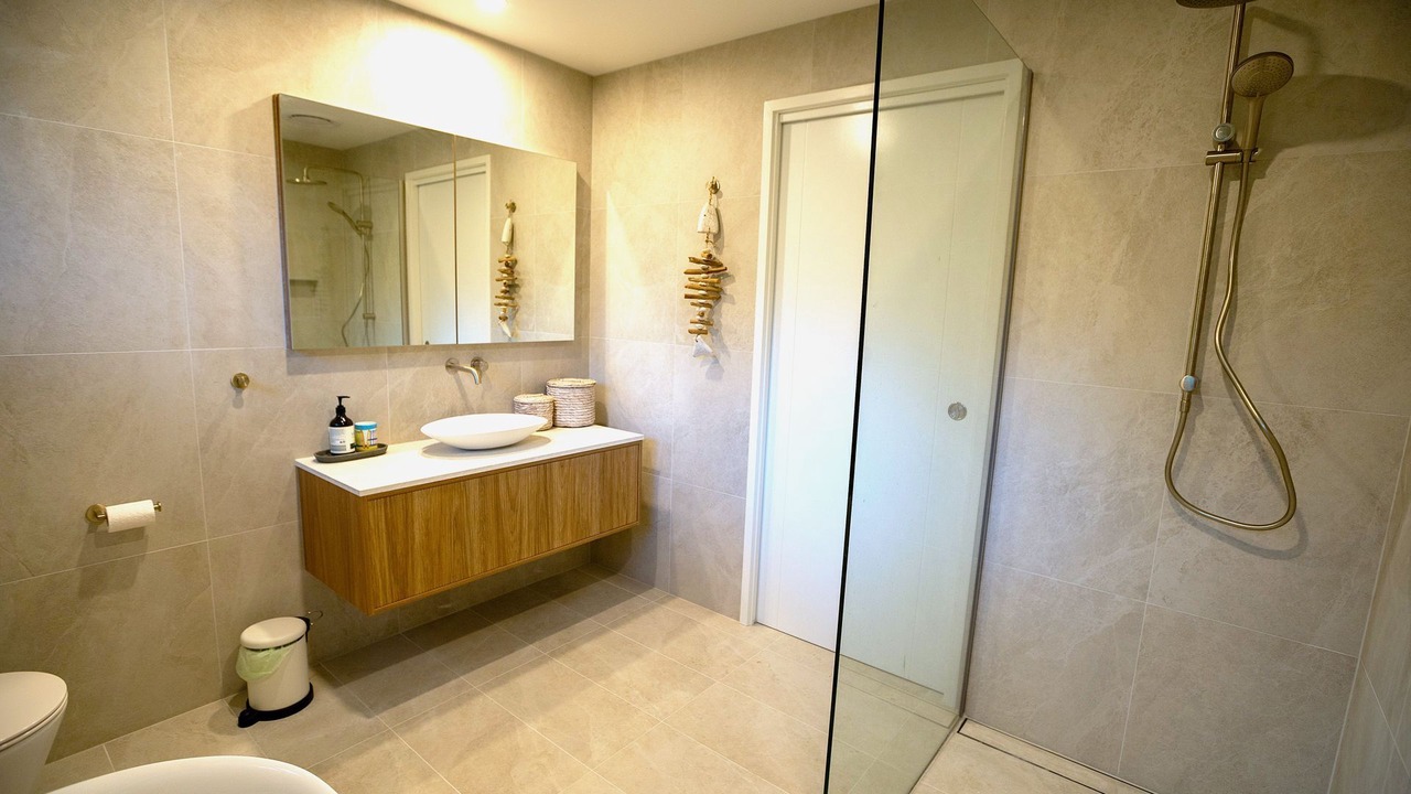 Photo of Bathroom in Long Beach