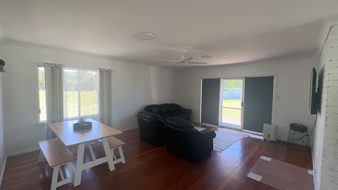 Photo of Livingroom in Oxley Island