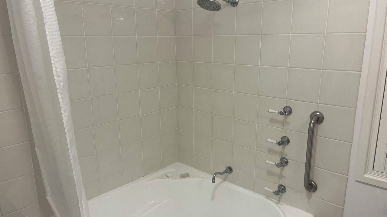 Photo of Bathroom in Cams Wharf