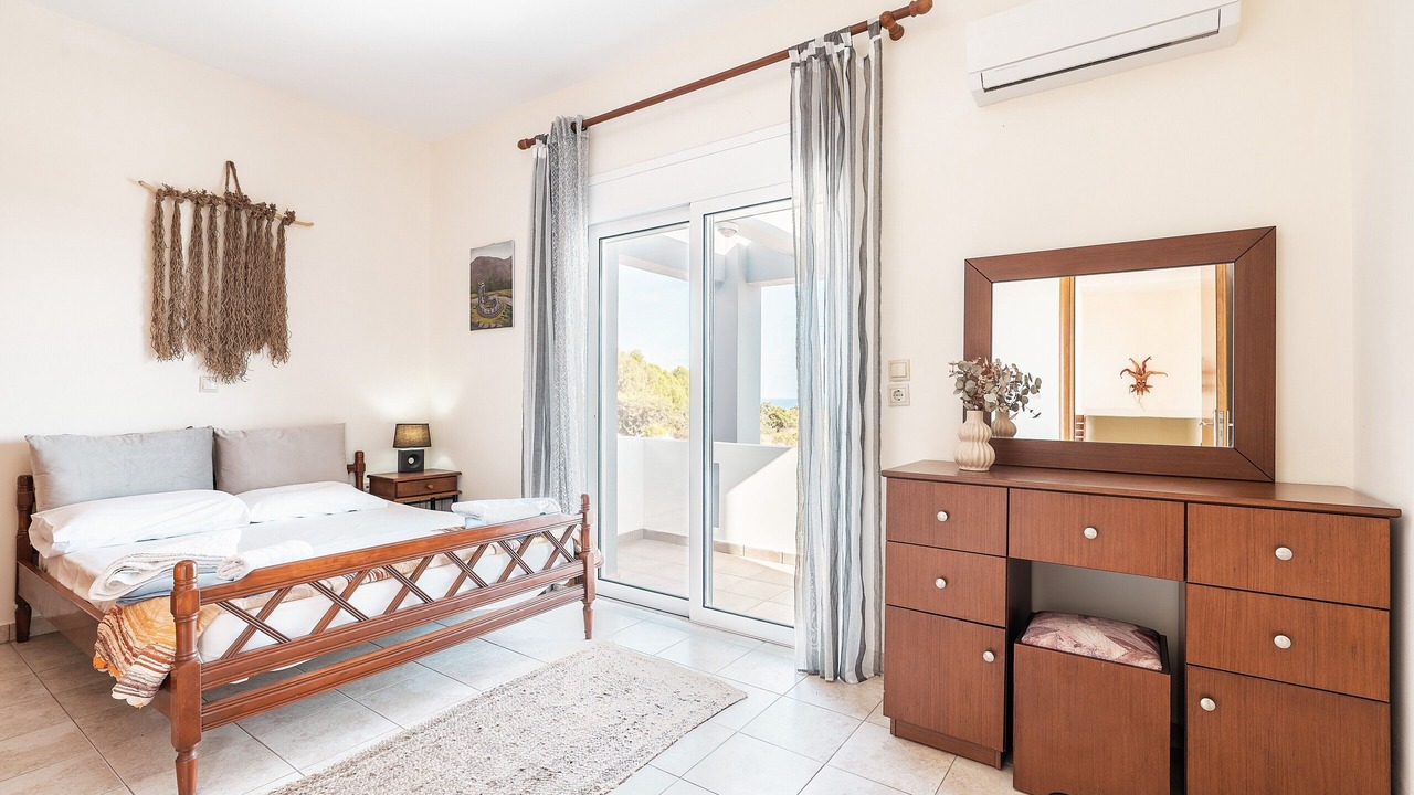 Photo of Bedroom in Gennadi