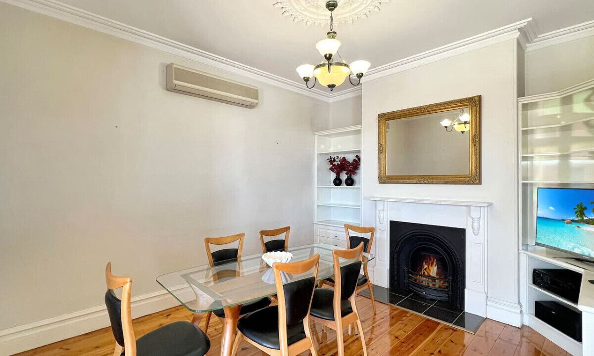 Photo of Livingroom in Bendigo