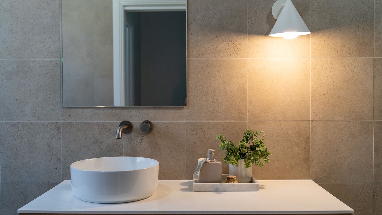 Photo of Bathroom in Orange