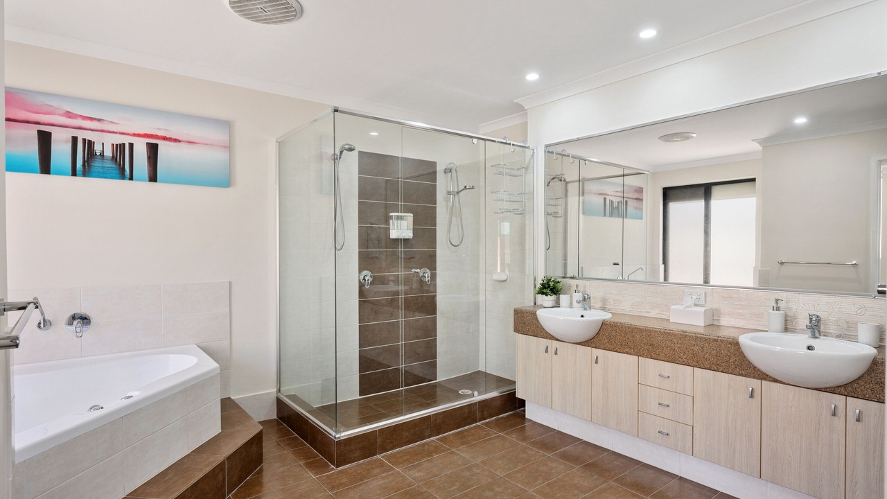 Photo of Bathroom in Halls Head