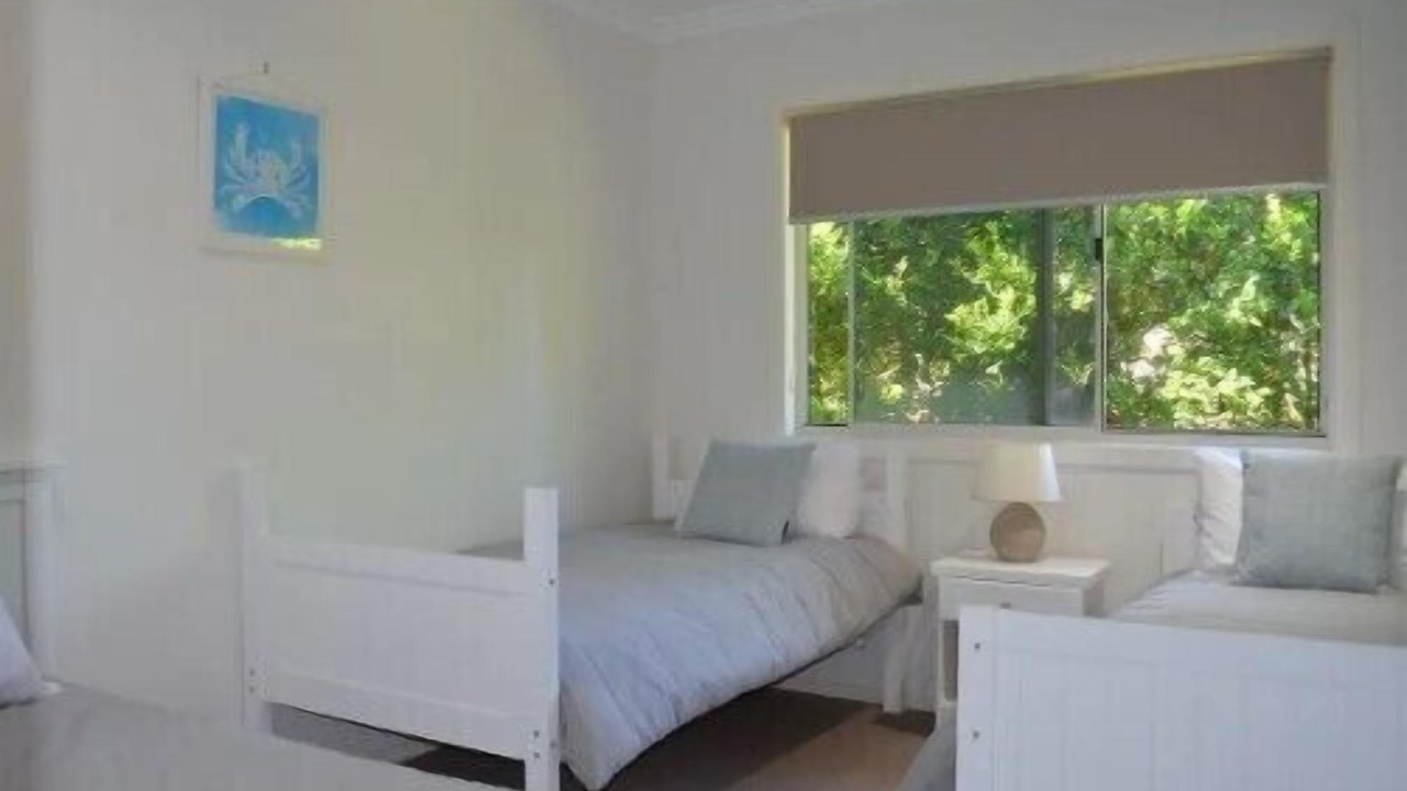 Photo of Bedroom in Valla Beach