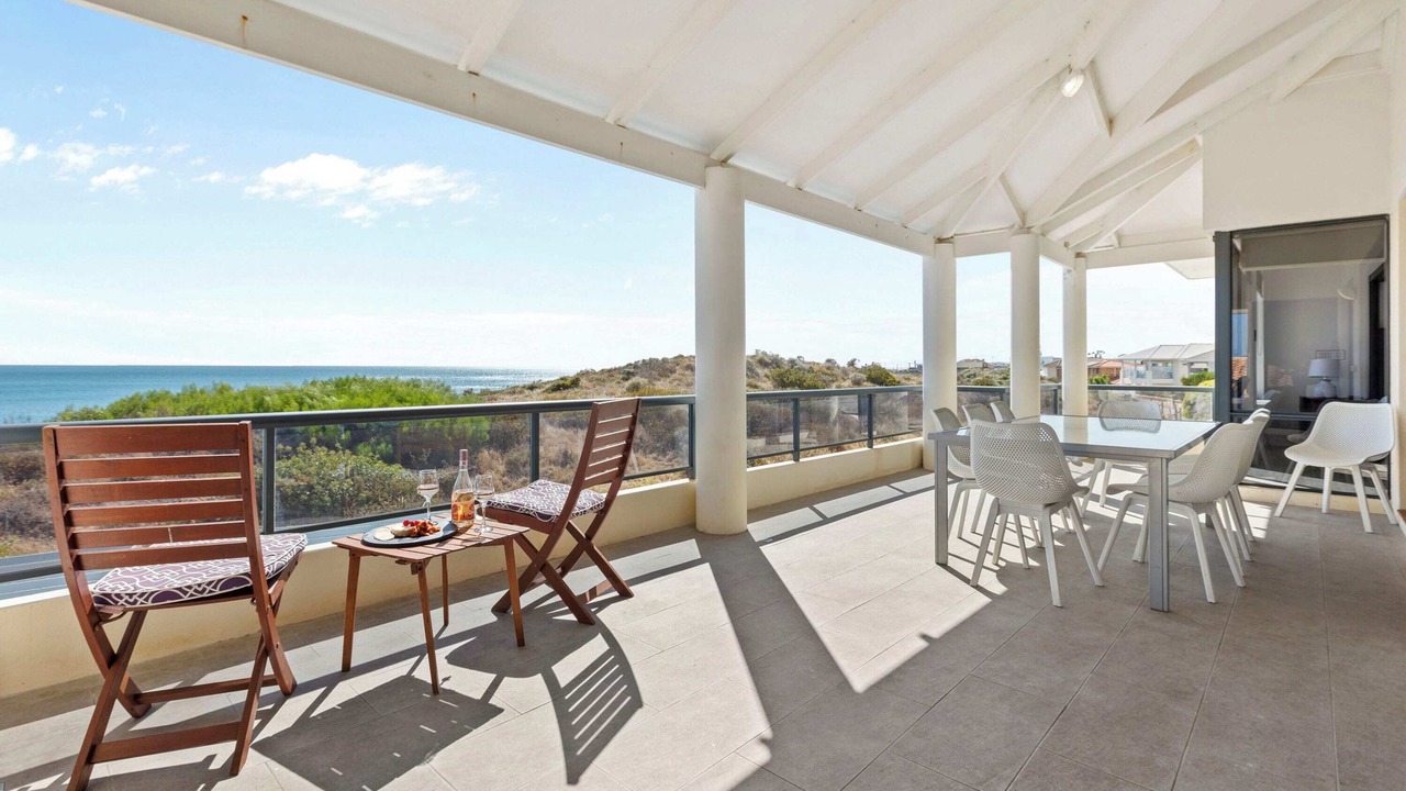 Photo of Patio Balcony in Halls Head