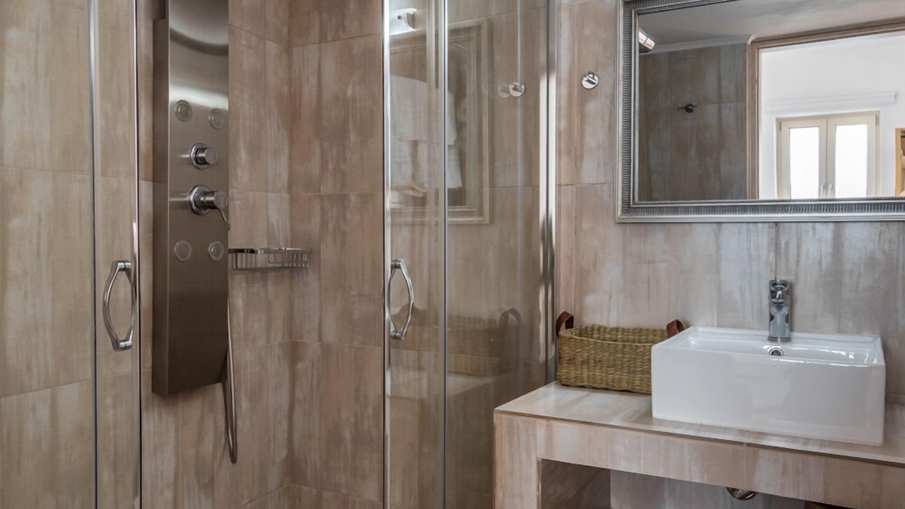 Photo of Bathroom in Milos