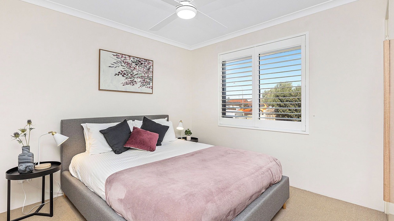 Photo of Bedroom in Halls Head