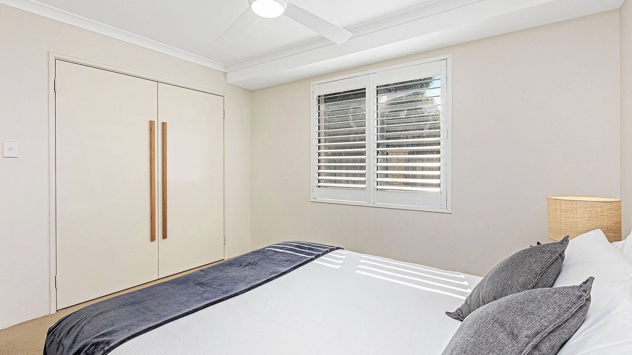 Photo of Bedroom in Halls Head