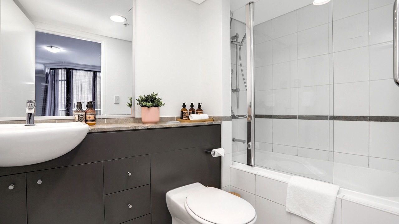 Photo of Bathroom in Chinatown