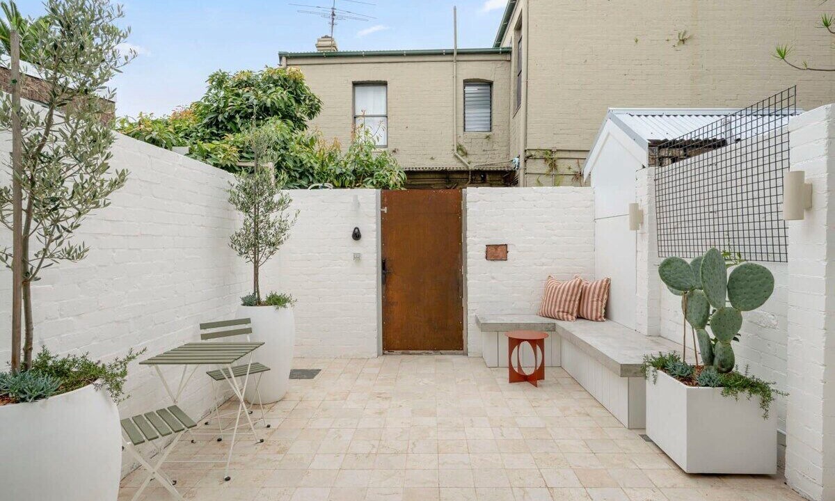 Photo of Outdoor in Redfern