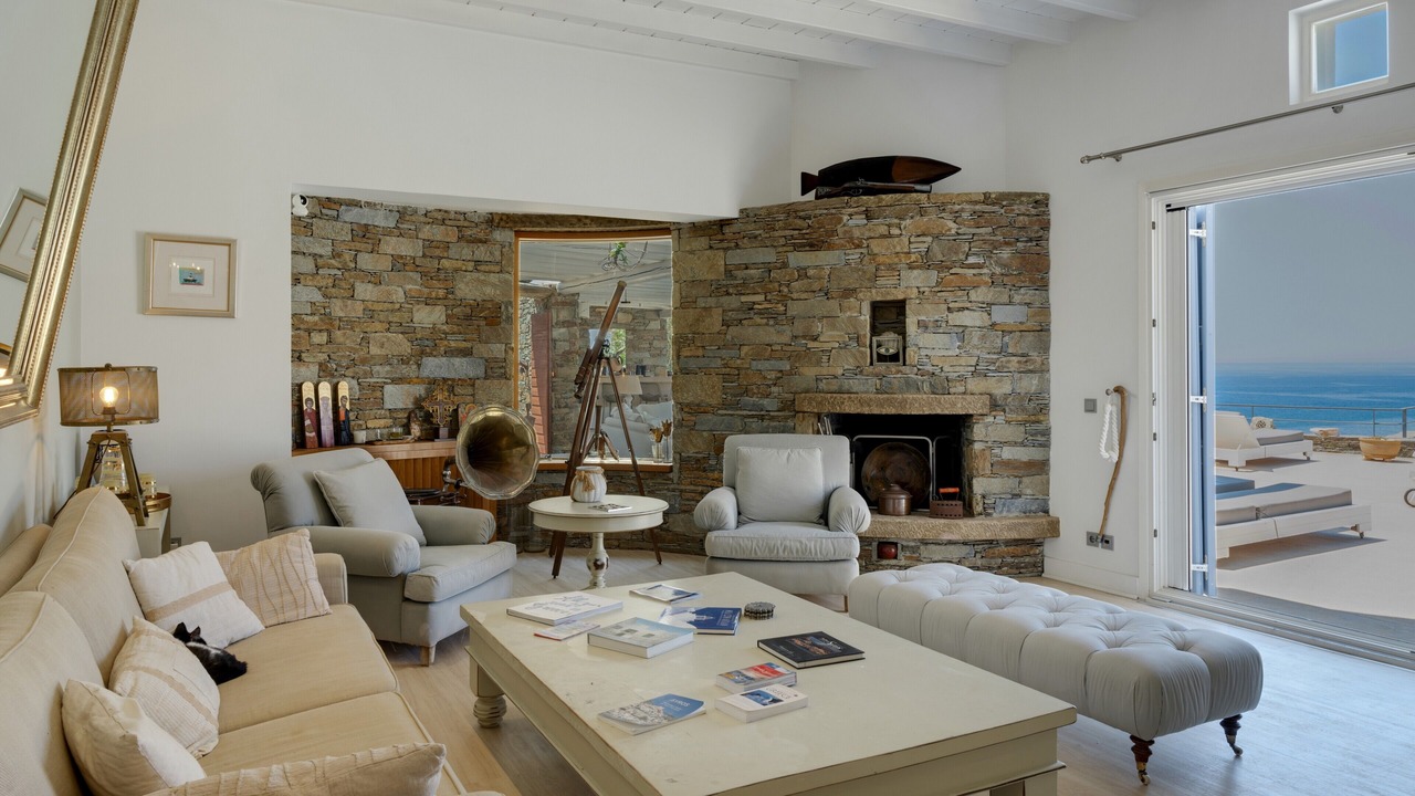 Photo of Livingroom in Syros