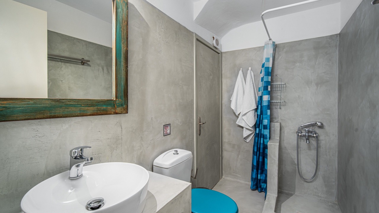 Photo of Bathroom in Serifos