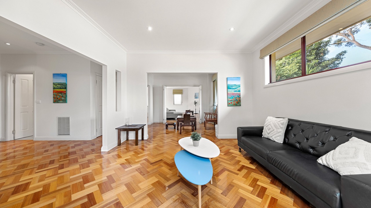 Photo of Livingroom in Glen Waverley