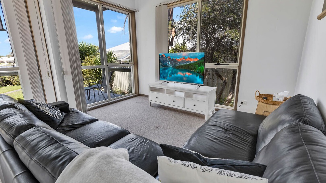 Photo of Livingroom in Paynesville
