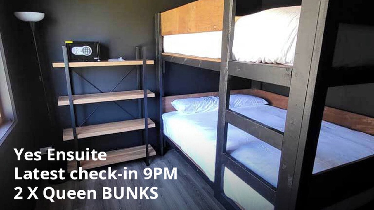 Photo of Bedroom in Mystic Park