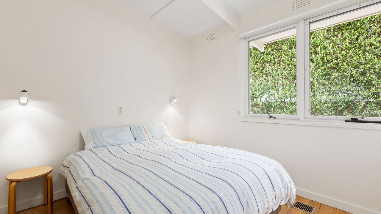 Photo of Bedroom in Point Lonsdale