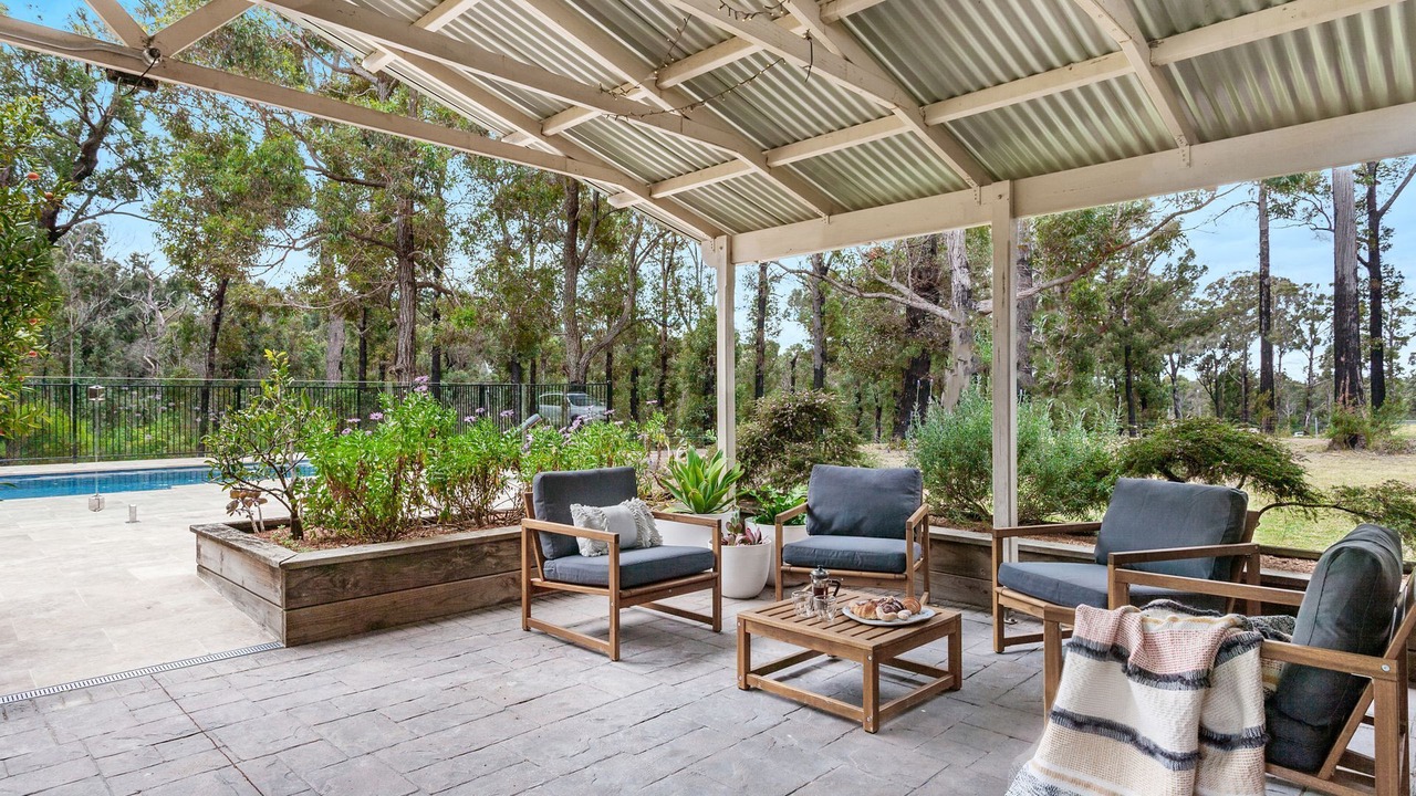 Photo of Patio Balcony in Yatte Yattah