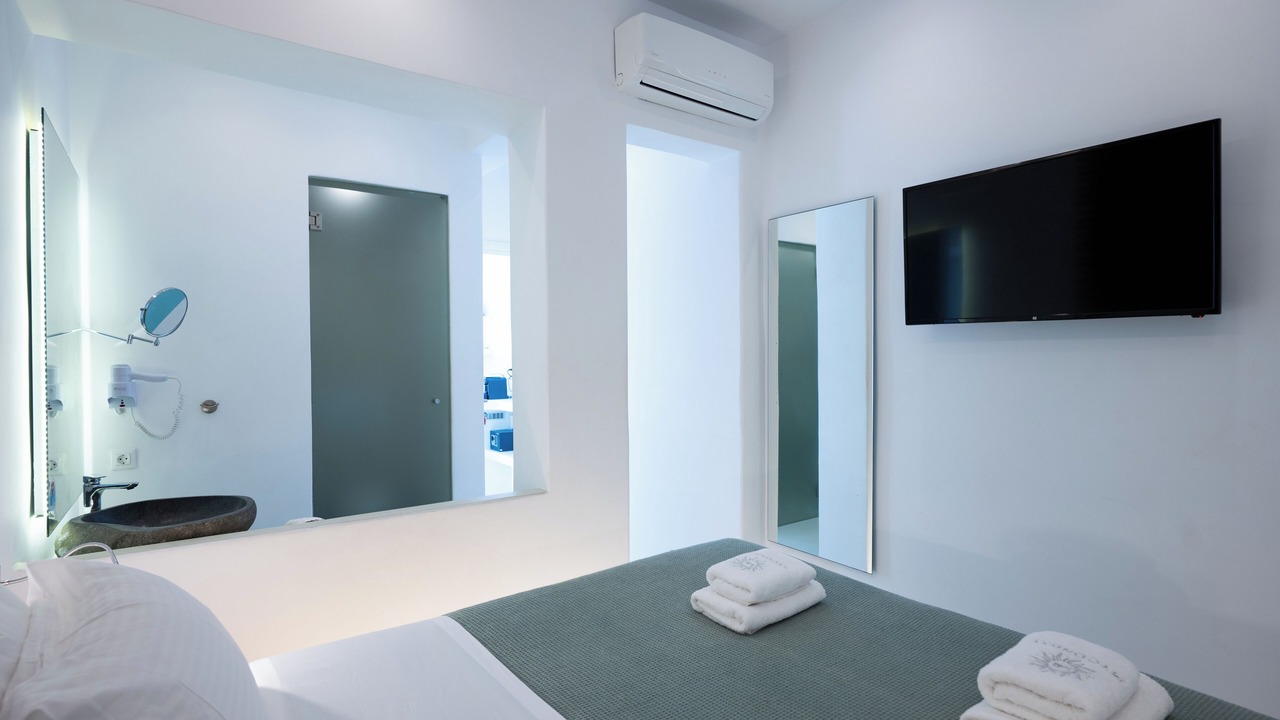 Photo of Bedroom in Mykonos Town