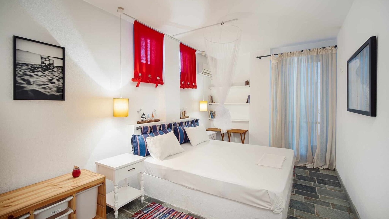 Photo of Bedroom in Serifos