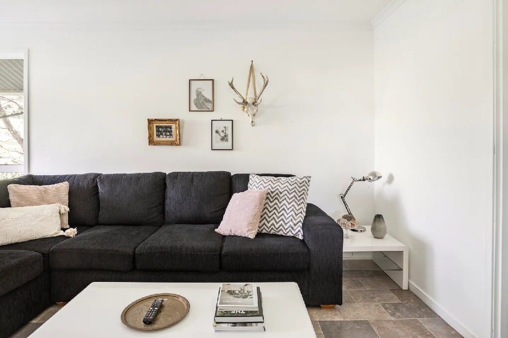 Photo of Livingroom in Foxground