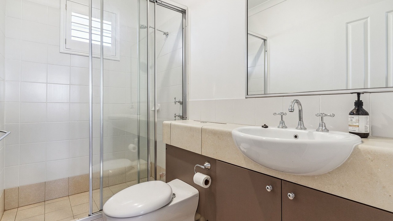 Photo of Bathroom in Falcon