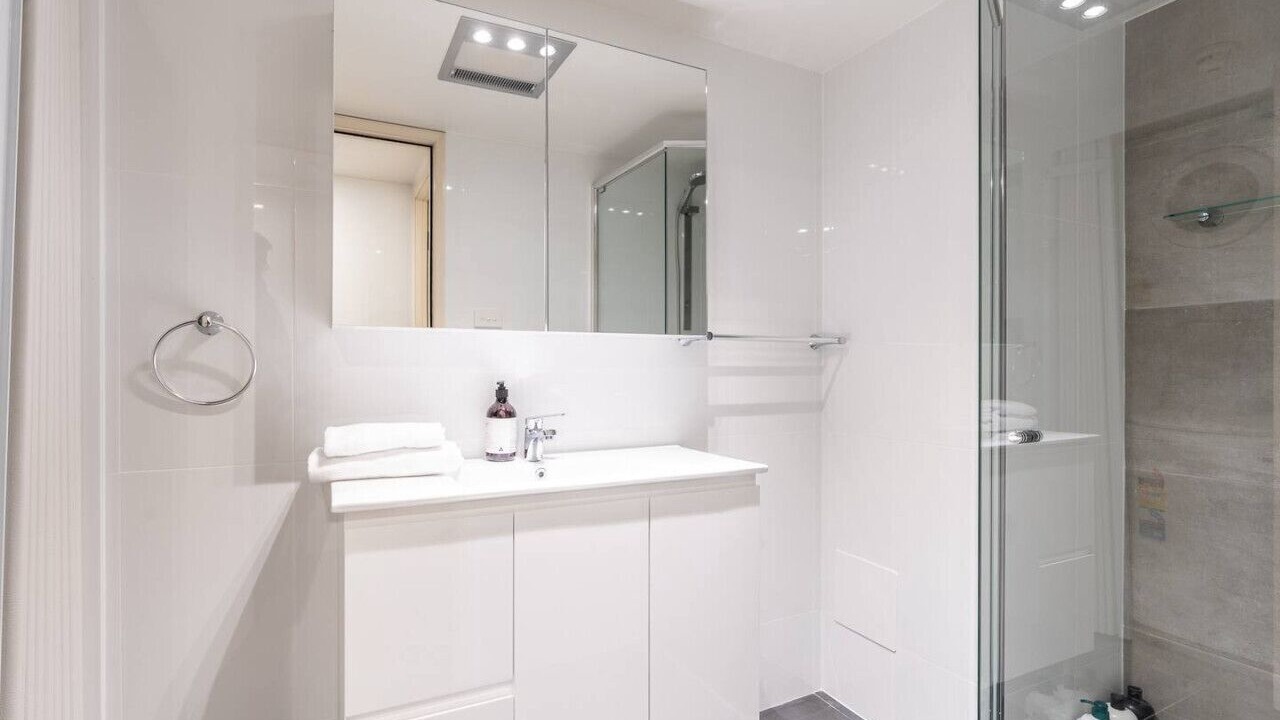Photo of Bathroom in Reid
