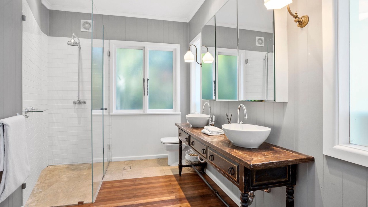 Photo of Bathroom in Whale Beach