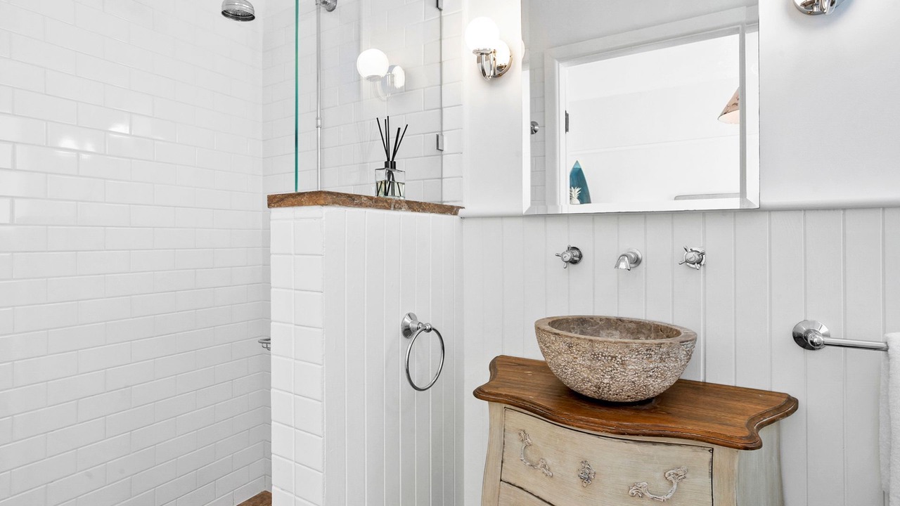 Photo of Bathroom in Whale Beach