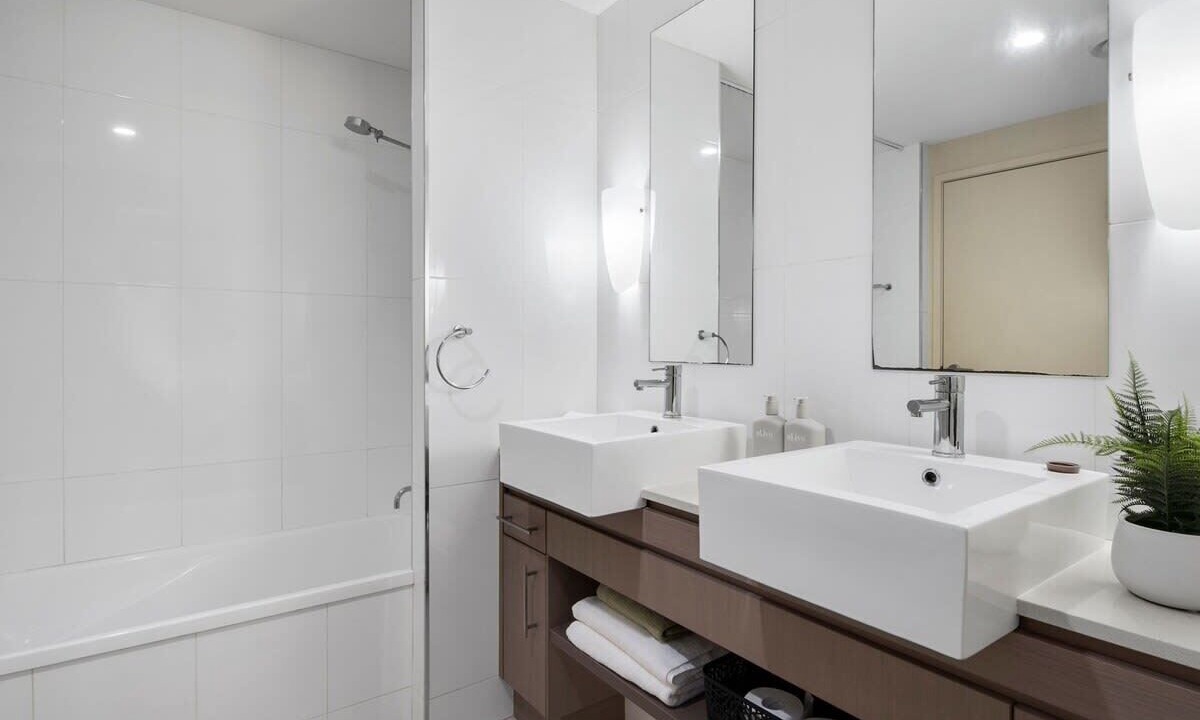 Photo of Bathroom in Westcourt